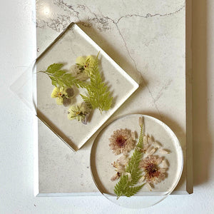 Transparent Floral Resin Table Coaster