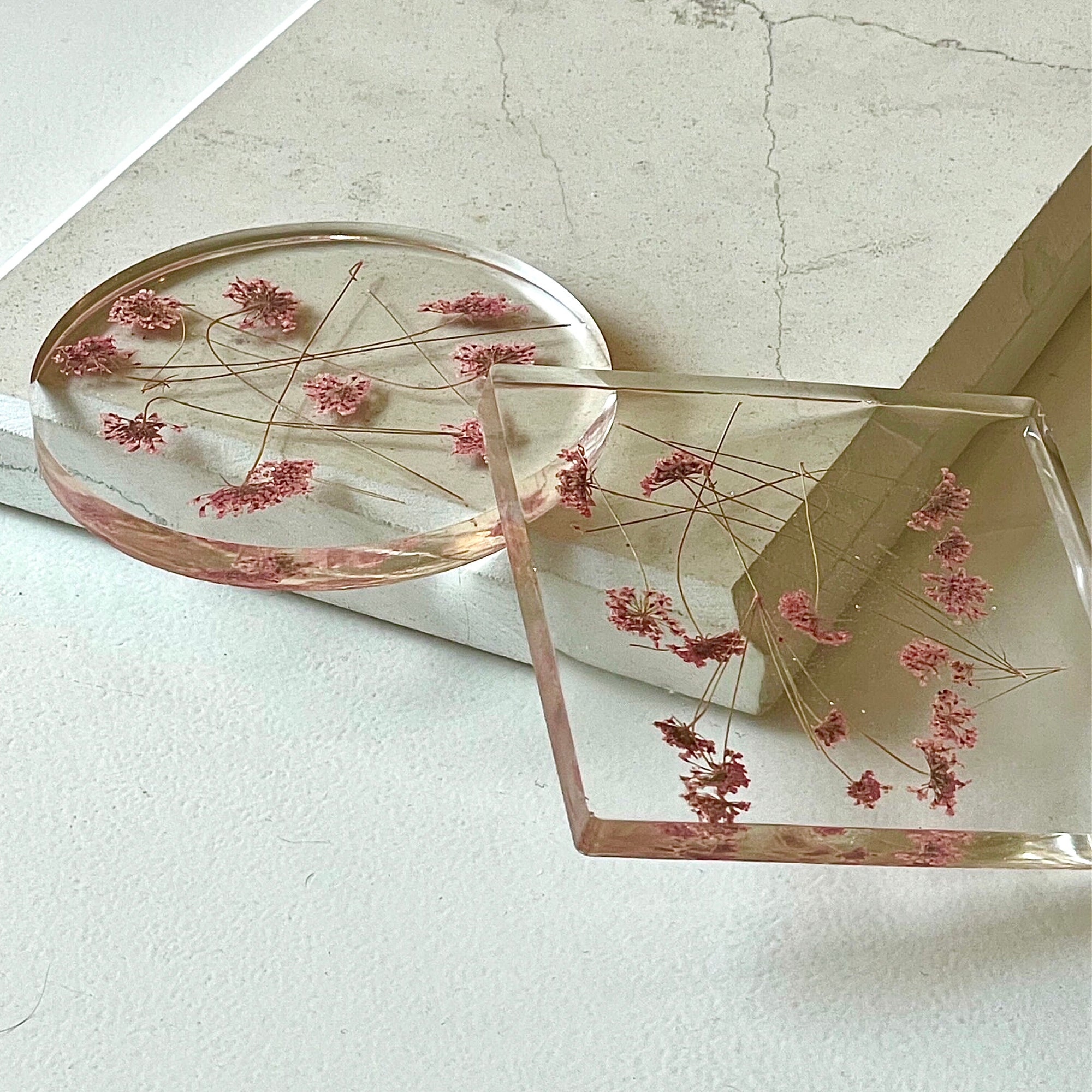 Transparent Floral Resin Table Coaster