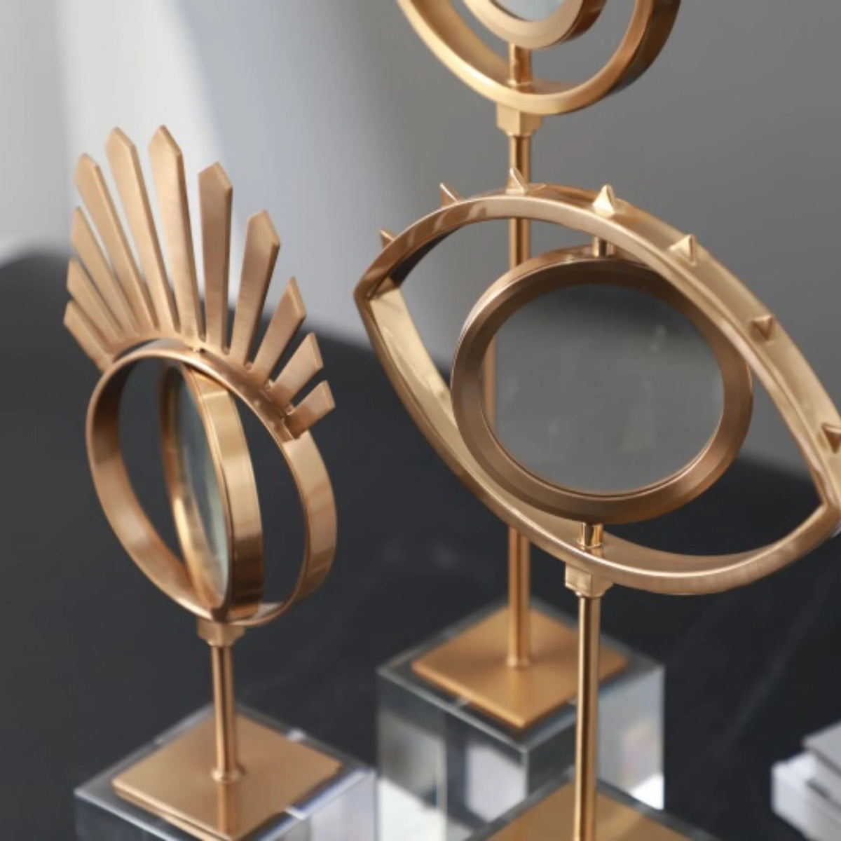 Golden Eye Magnifier Décor Ornaments