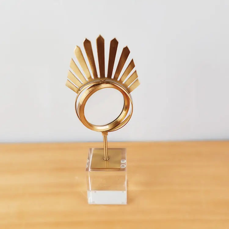 Golden Eye Magnifier Décor Ornaments