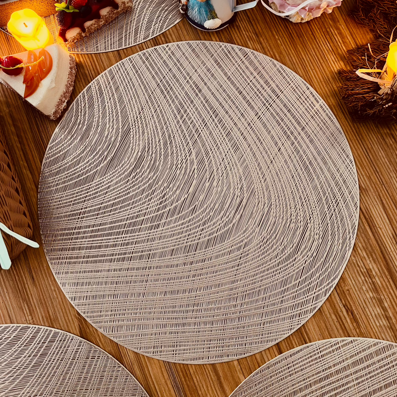 Round Modern Fabric Design Mat (Set of 2)