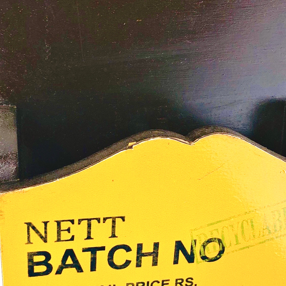 Decorative wall quotation & Pocket with Key Hooks (Yellow)