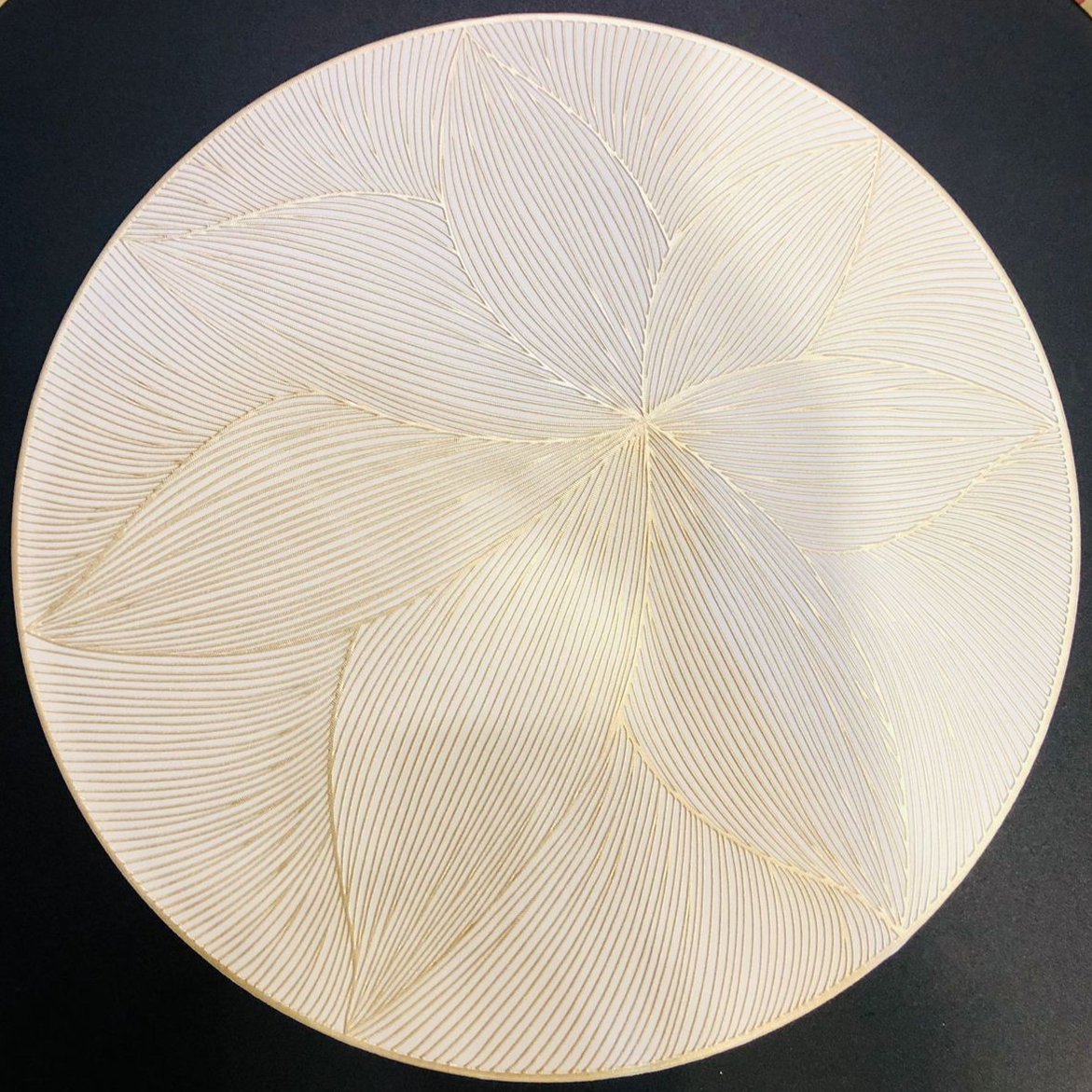 Leaf Design Round Placemats (Set of 2)