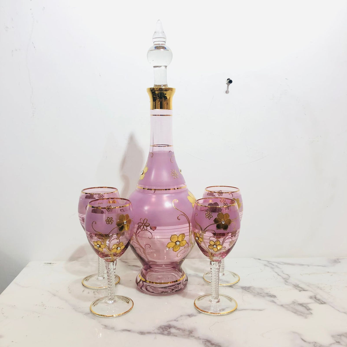 Modern Colorful Branded Set of 7 Pcs