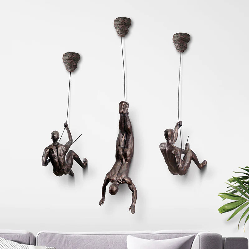Targen Climbing Men Figures Wall Hanging
