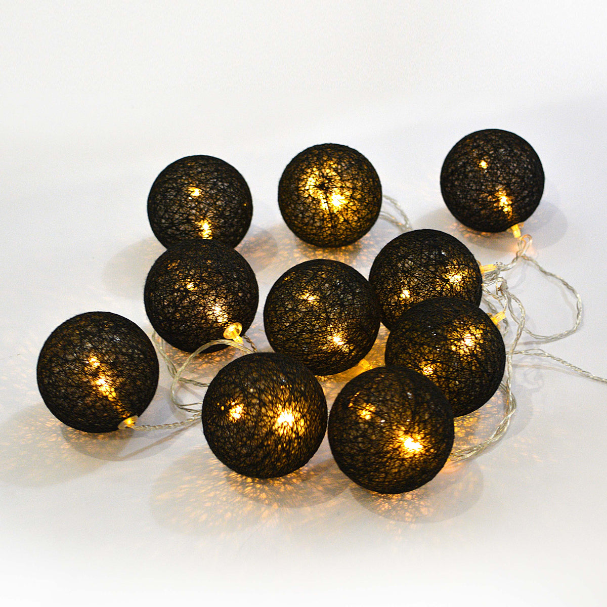 Hanging Ball Lights Black & White