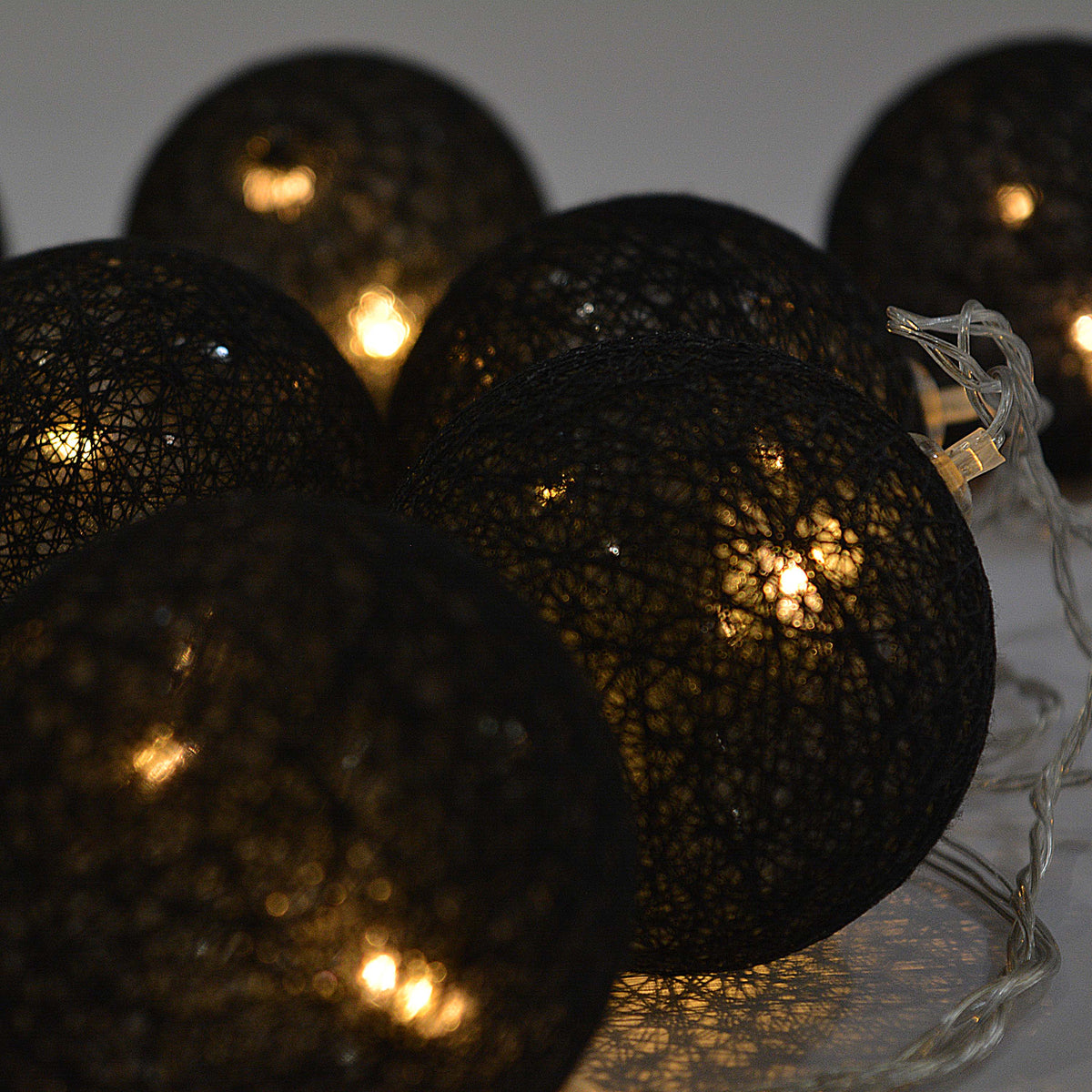 Hanging Ball Lights Black & White