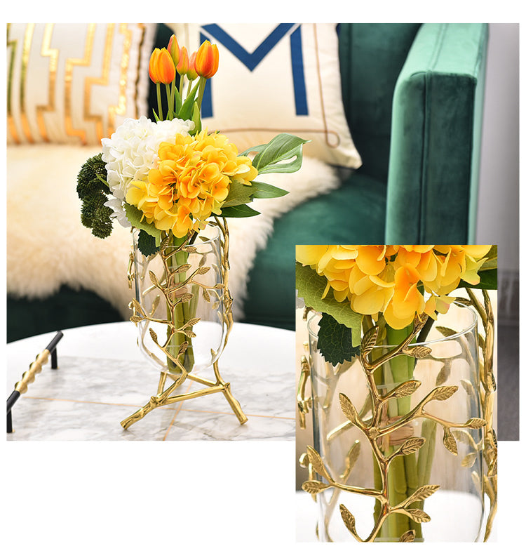 Aveo Golden Leafe Vase