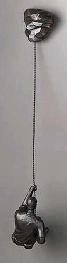 Targen Climbing Men Figures Wall Hanging