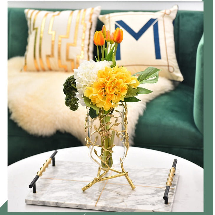 Aveo Golden Leafe Vase