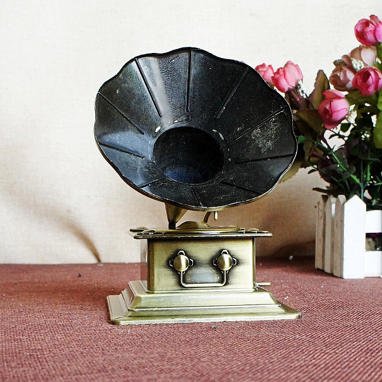 Gramophone Model