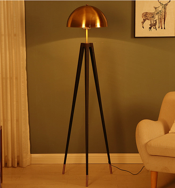 Contemporary Tripod Floor/Table Lamp