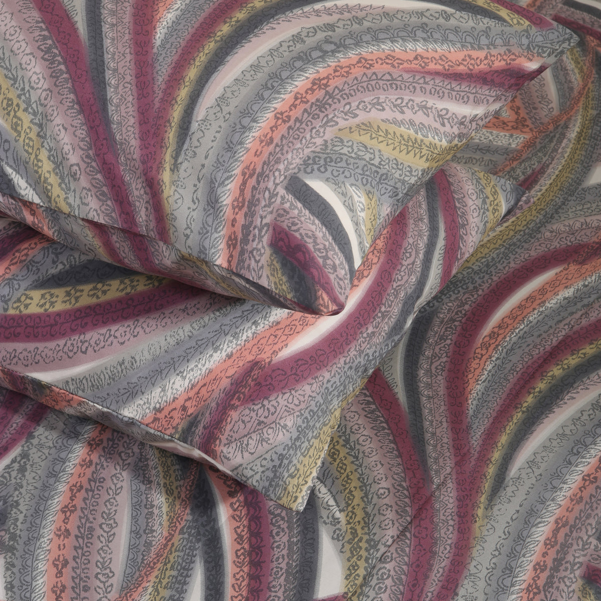 Vivid Rich Percale Bedsheet