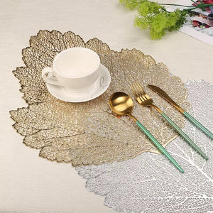 Golden Leaf Design place mat (set of 2)