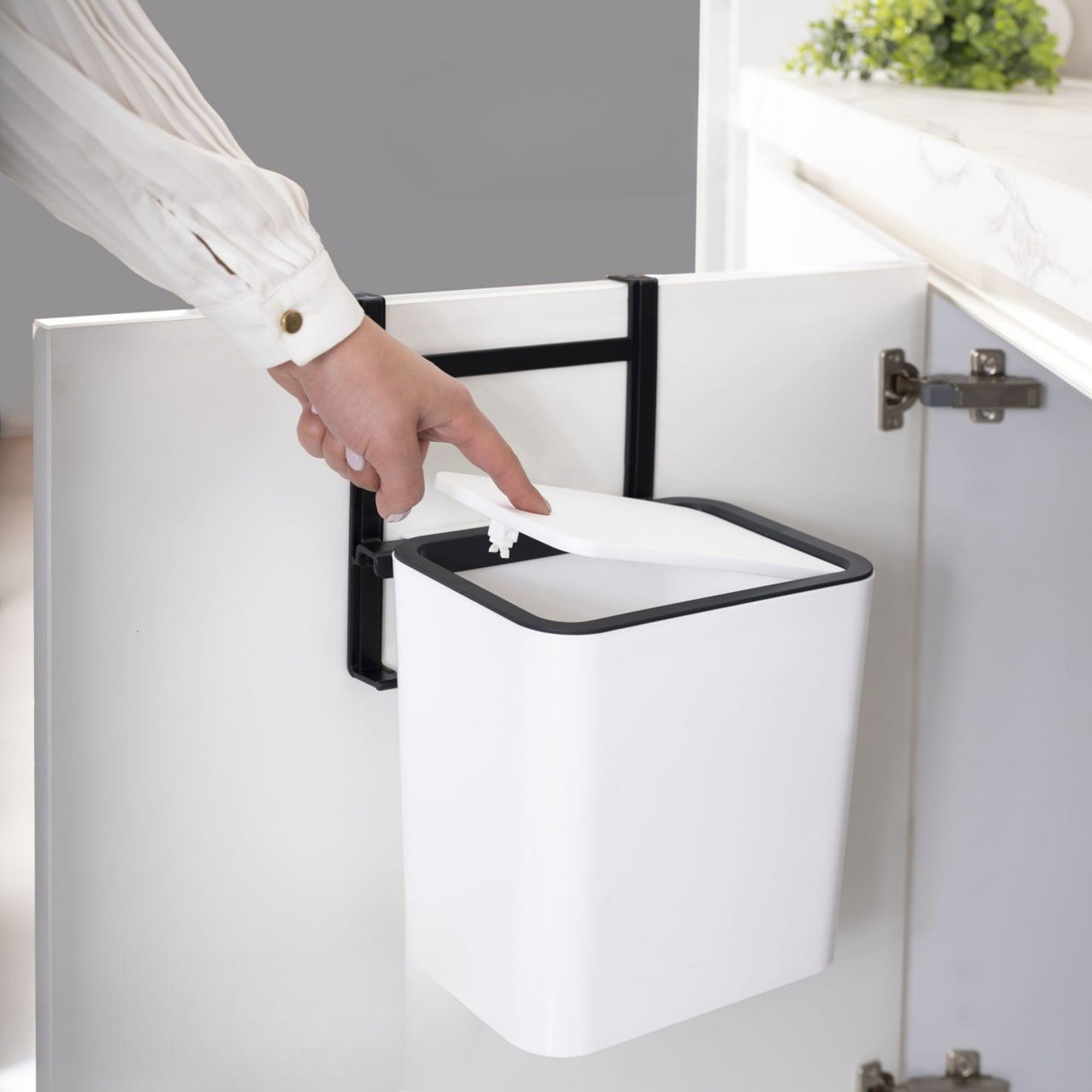 Cabinet Bin with Lid